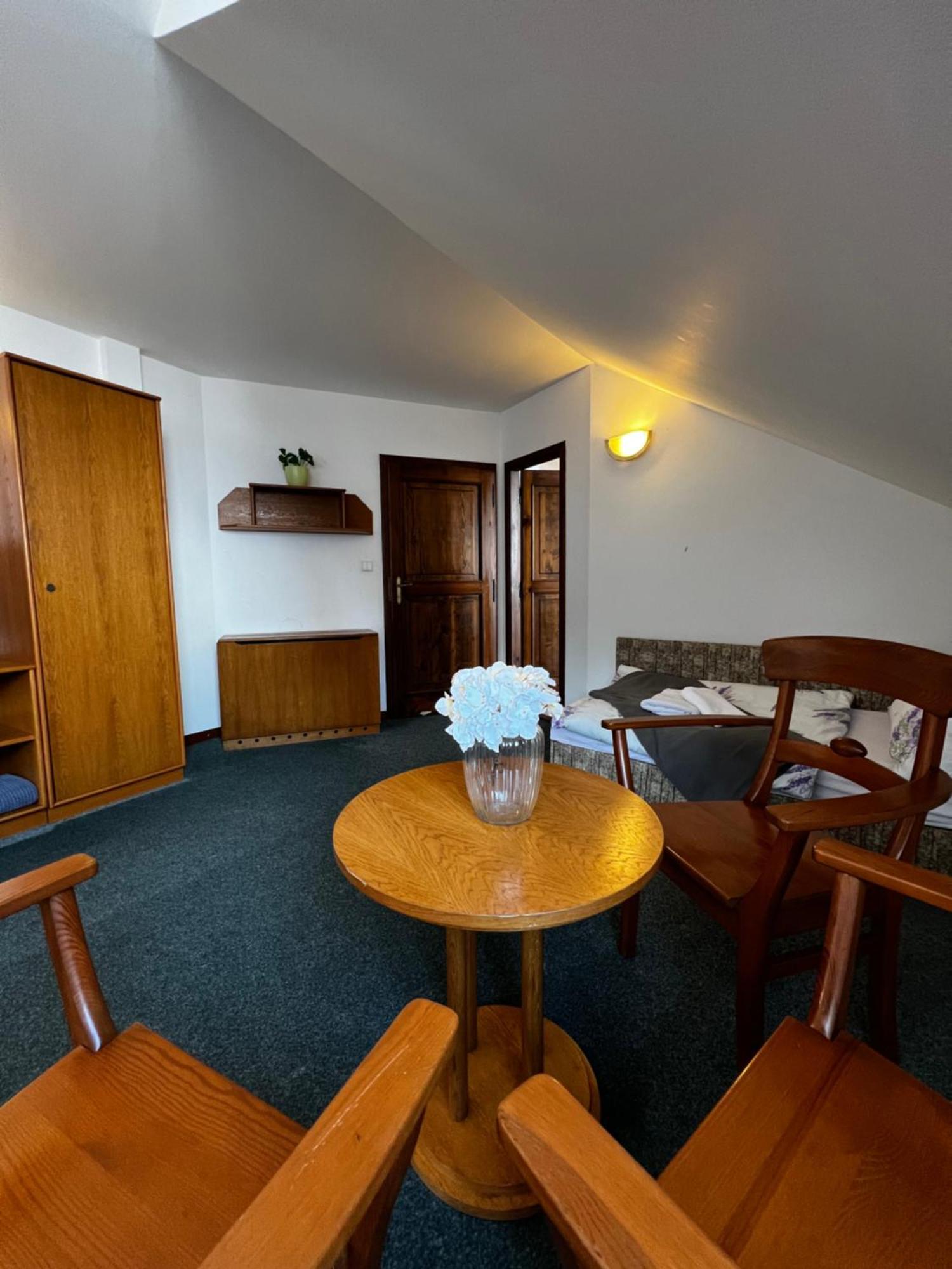 Apartmany Baroko Broumov Bagian luar foto