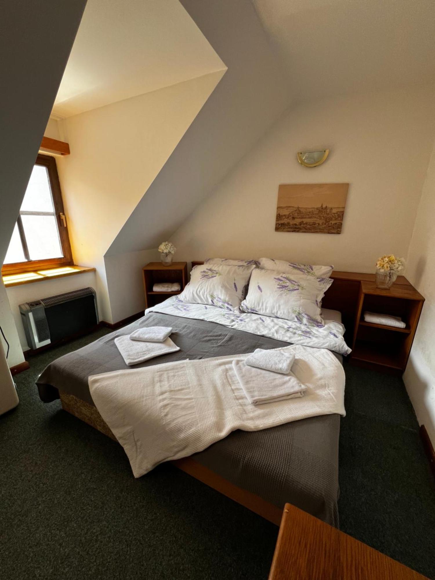 Apartmany Baroko Broumov Bagian luar foto