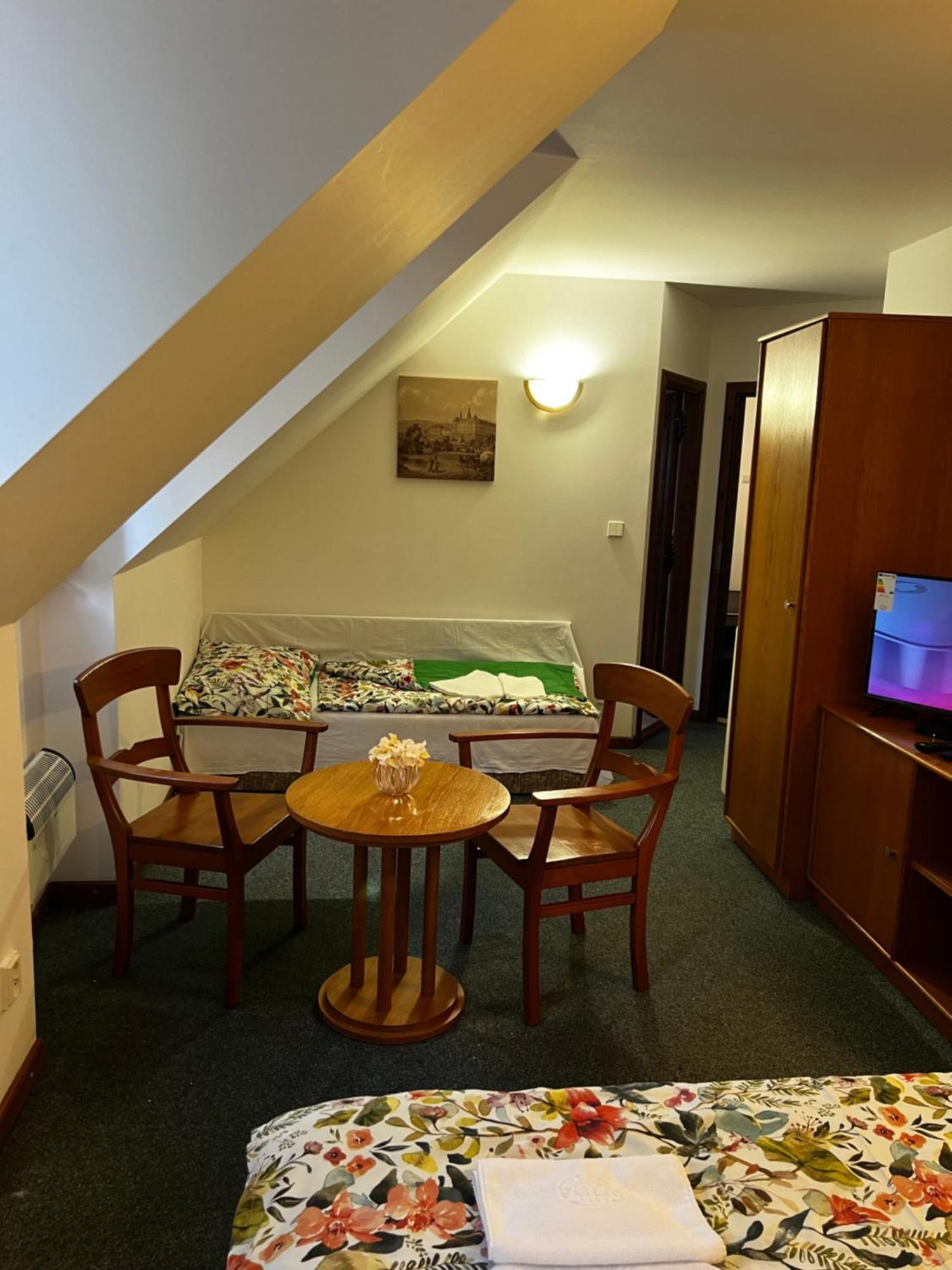 Apartmany Baroko Broumov Bagian luar foto