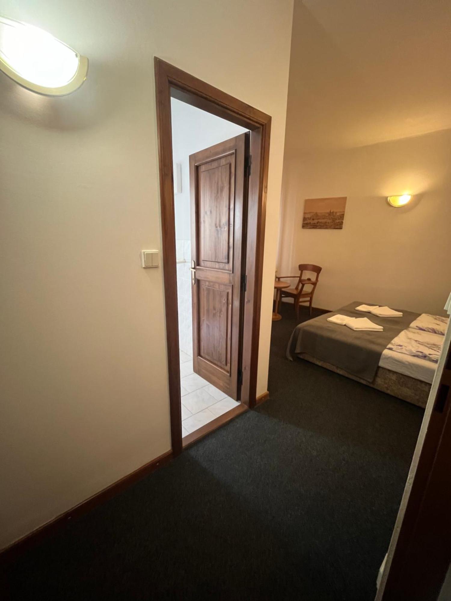 Apartmany Baroko Broumov Bagian luar foto