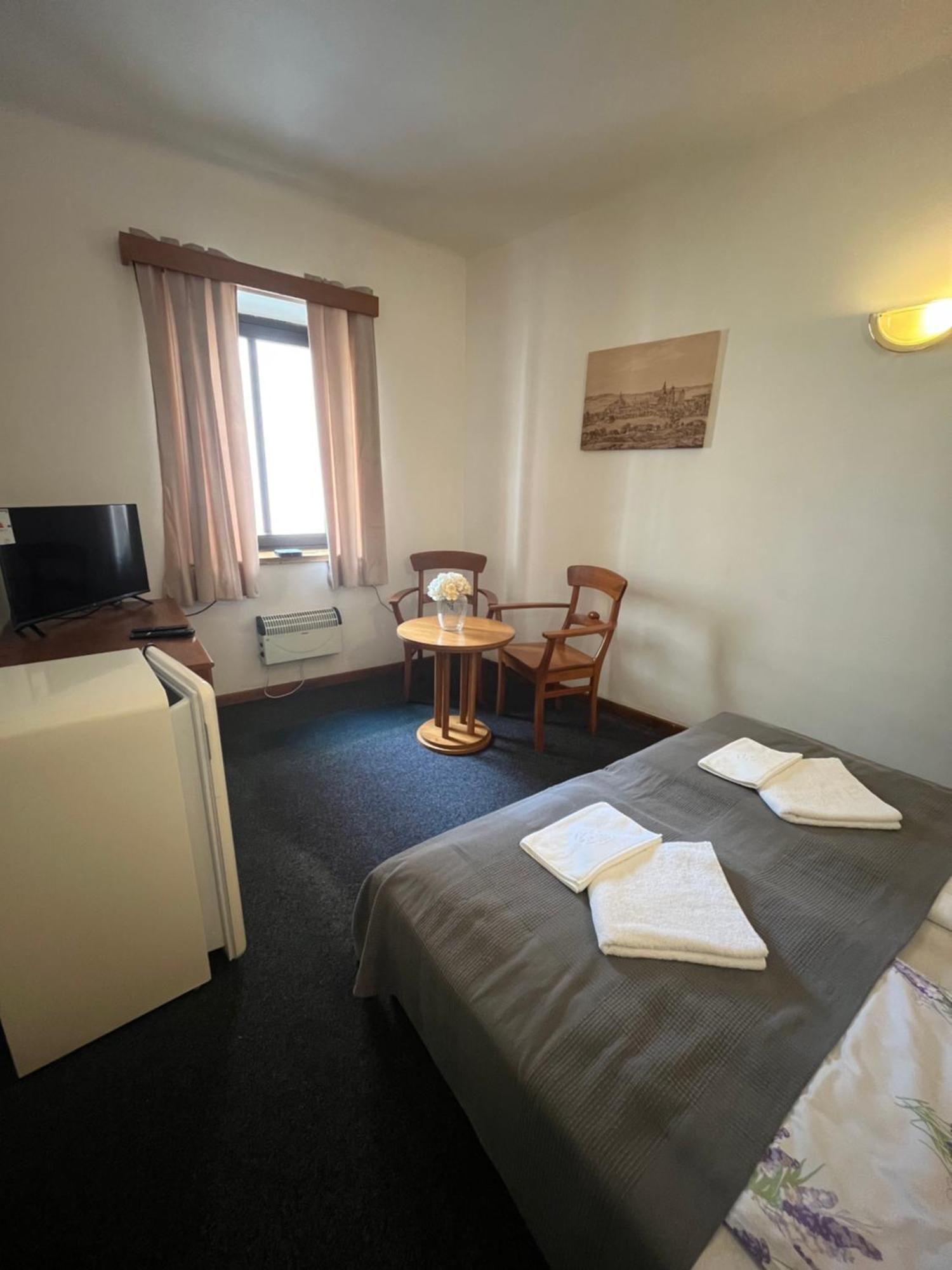 Apartmany Baroko Broumov Bagian luar foto