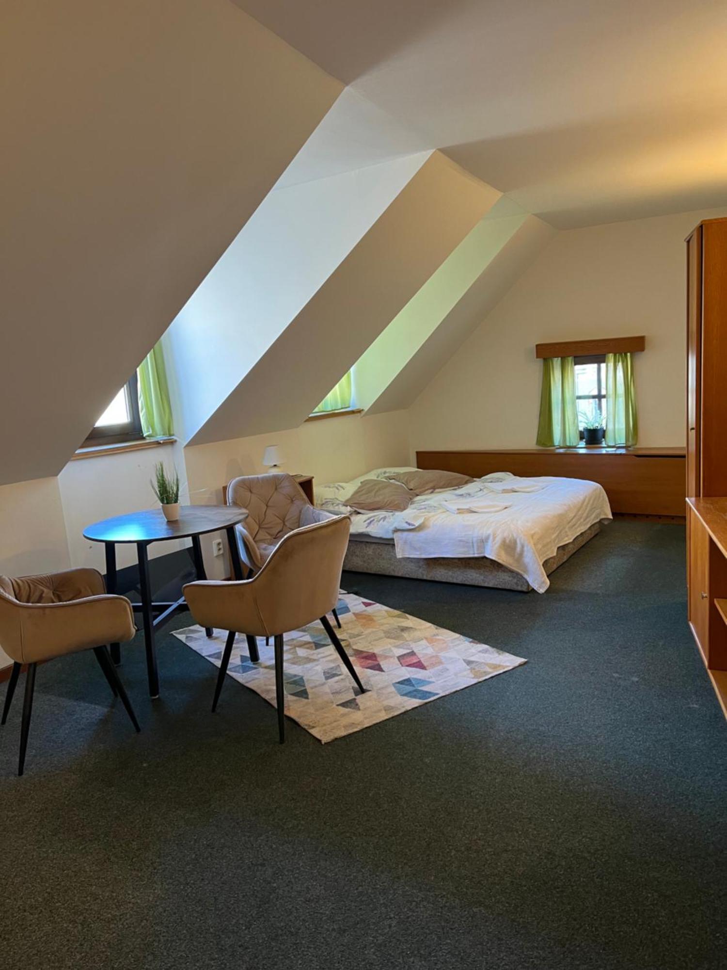 Apartmany Baroko Broumov Bagian luar foto