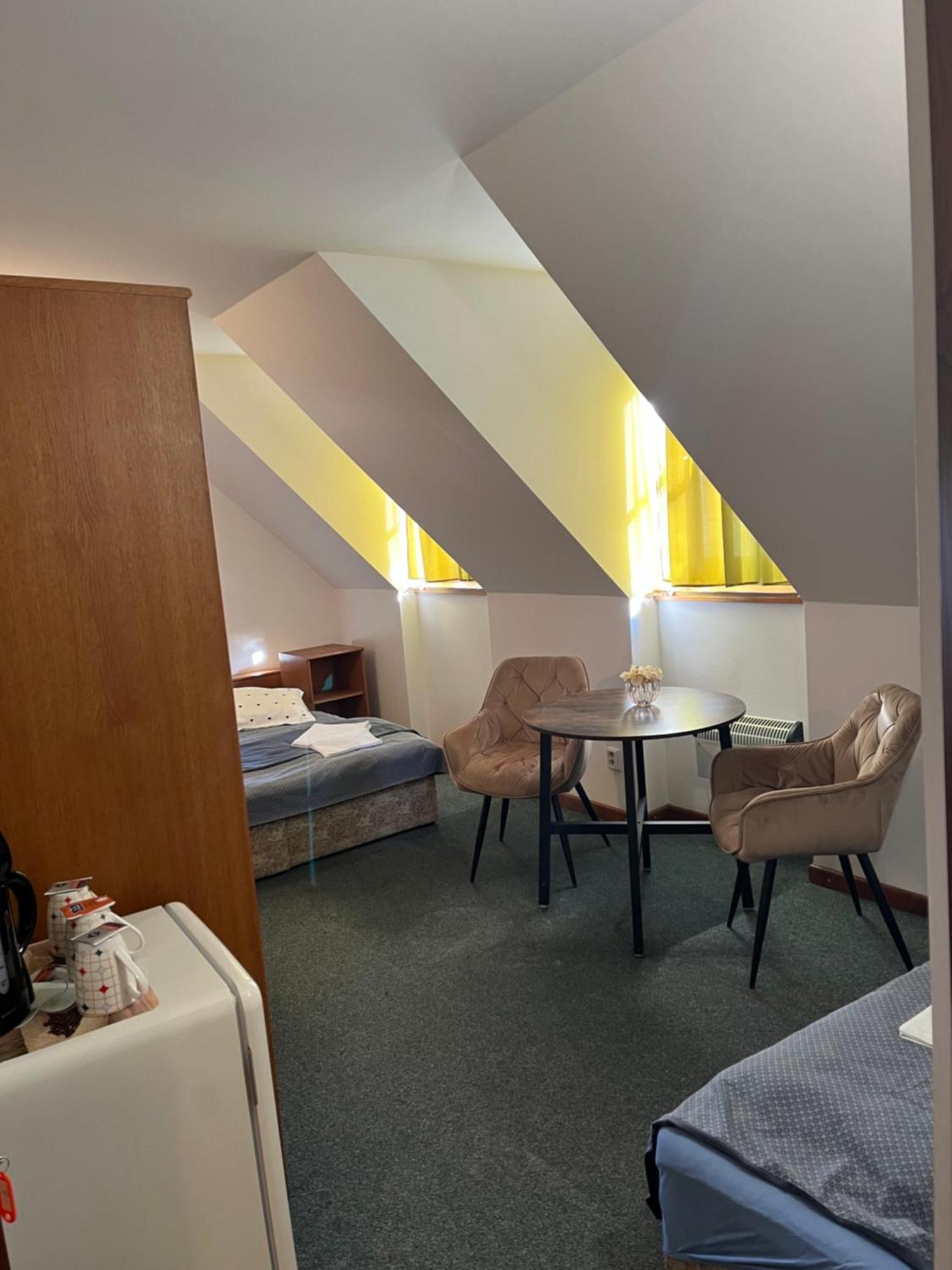 Apartmany Baroko Broumov Bagian luar foto