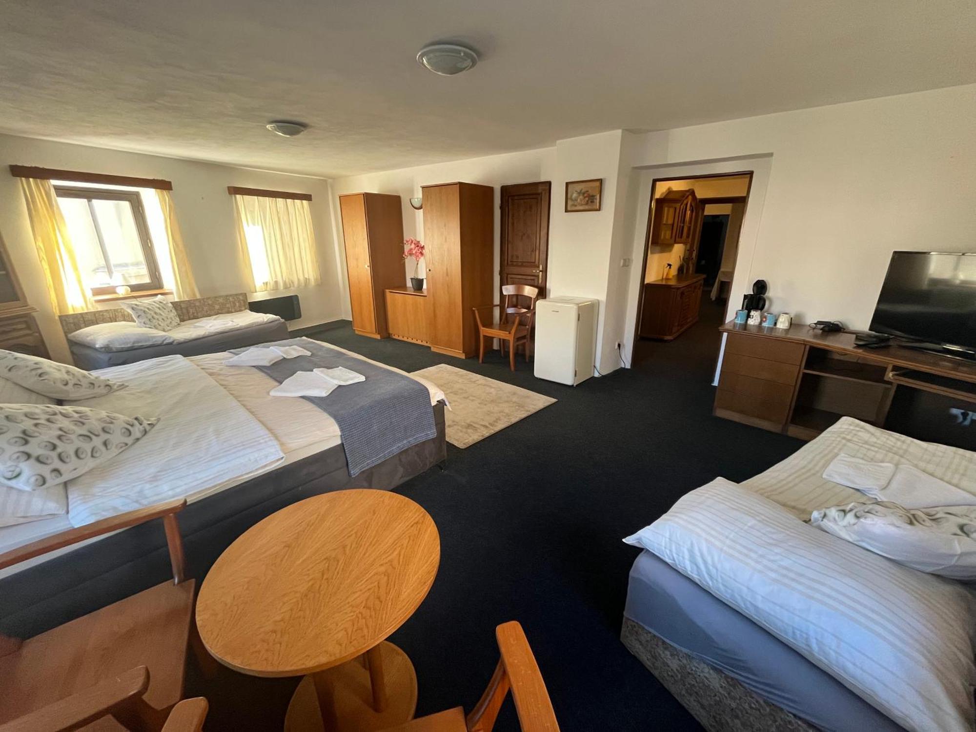 Apartmany Baroko Broumov Bagian luar foto