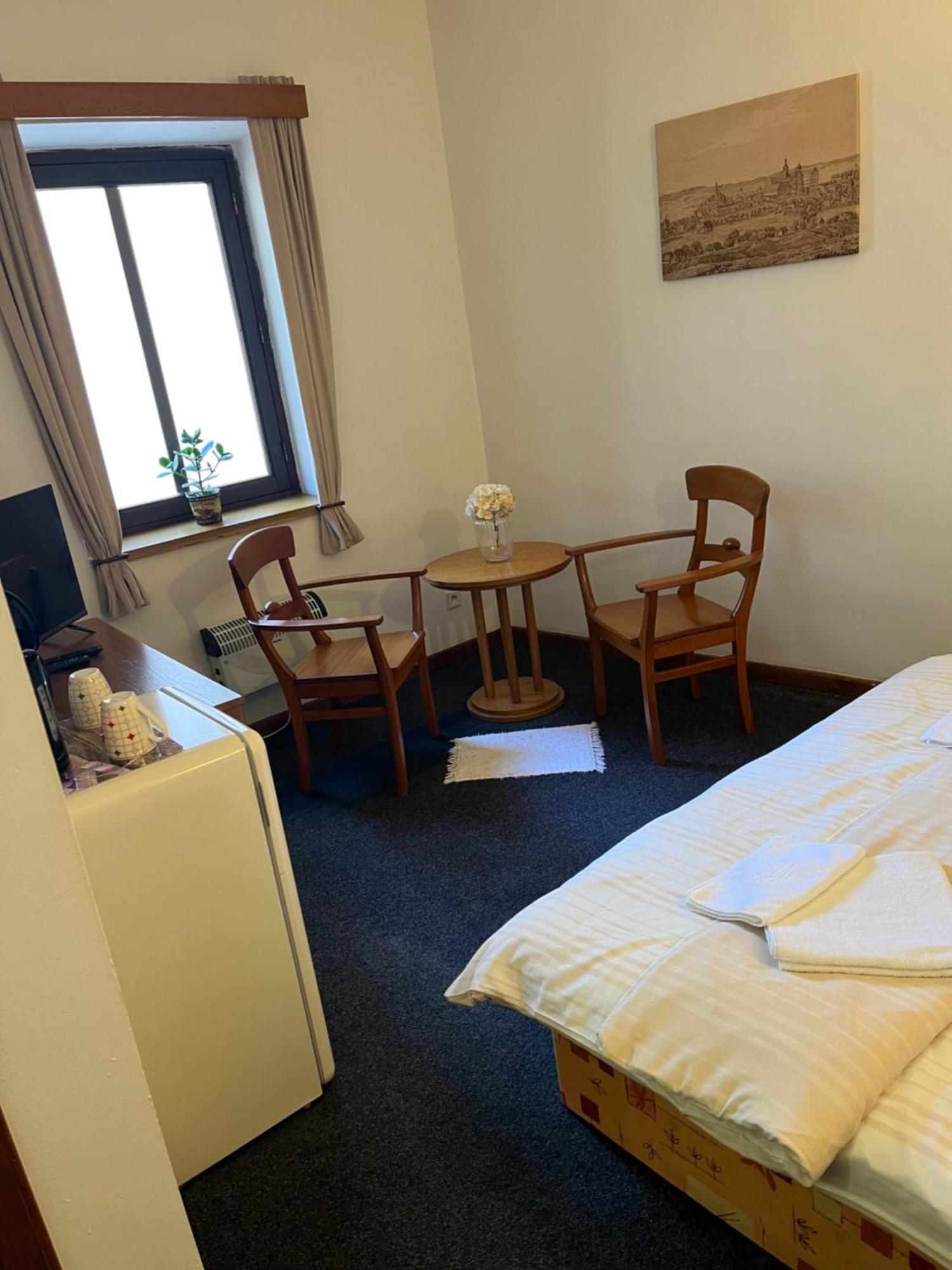 Apartmany Baroko Broumov Bagian luar foto