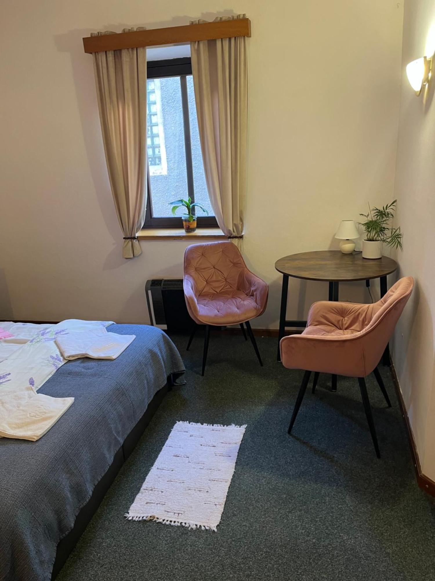 Apartmany Baroko Broumov Bagian luar foto