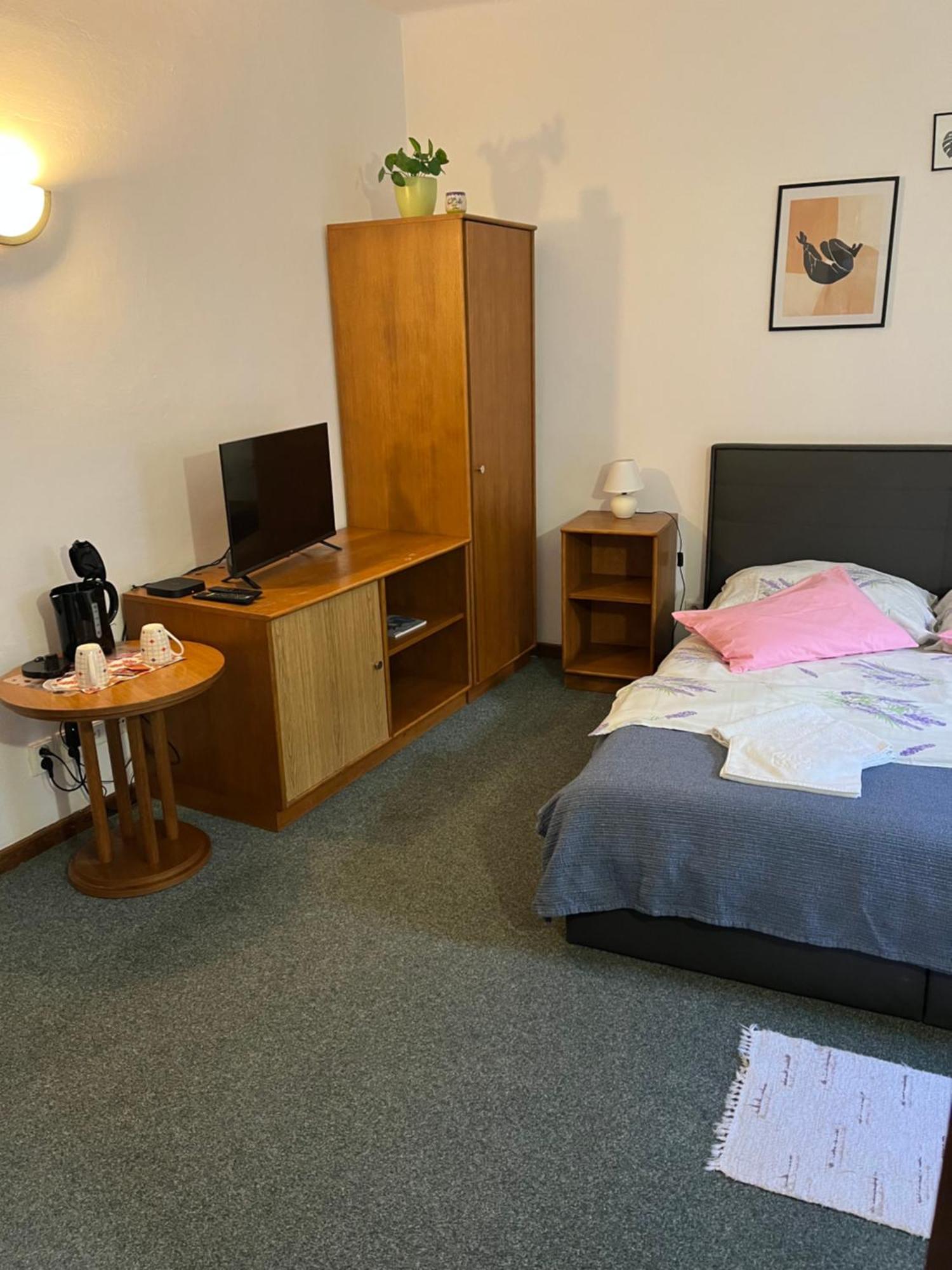 Apartmany Baroko Broumov Bagian luar foto